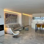 Angy Banus Marbella