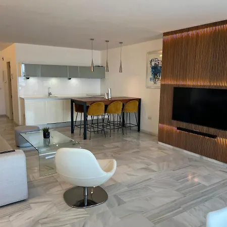 Angy Banus Апартаменты