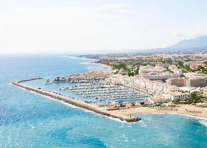 Angy Banus マルベーリャ